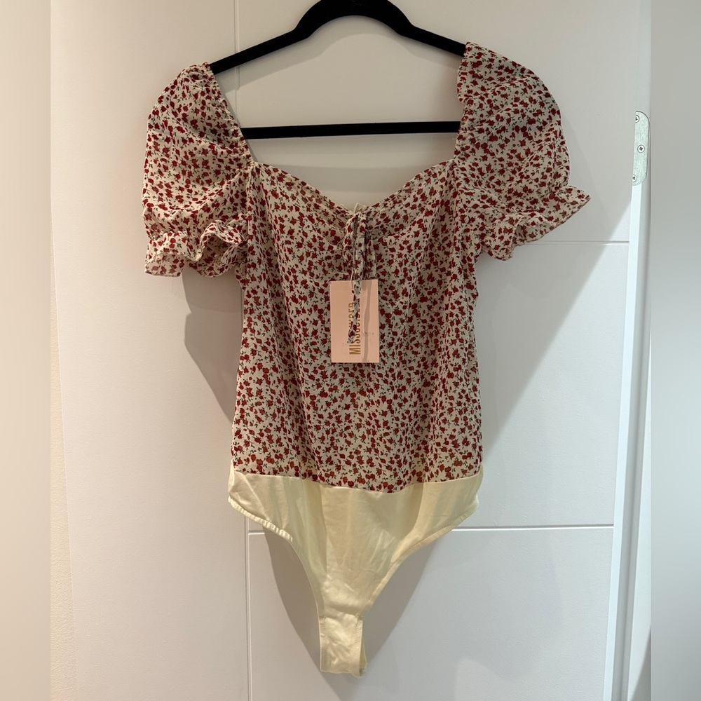 Missguided Floral Tie Front Milkmaid Short Sleeve Bodysuit